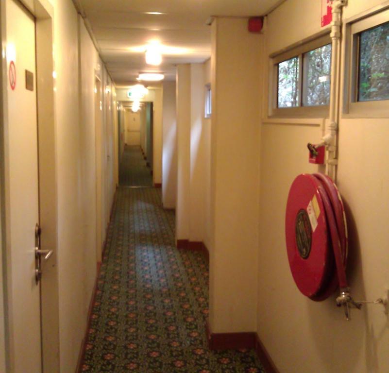 Budget Hostel Bargain Toko Άμστερνταμ Εξωτερικό φωτογραφία